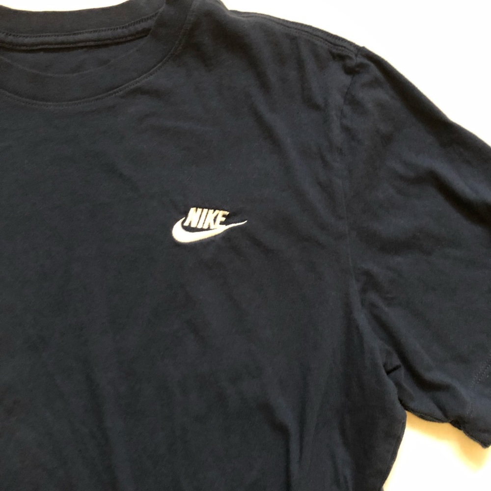Nike Sportswear Club T-Shirt Men’s Medium AR4997